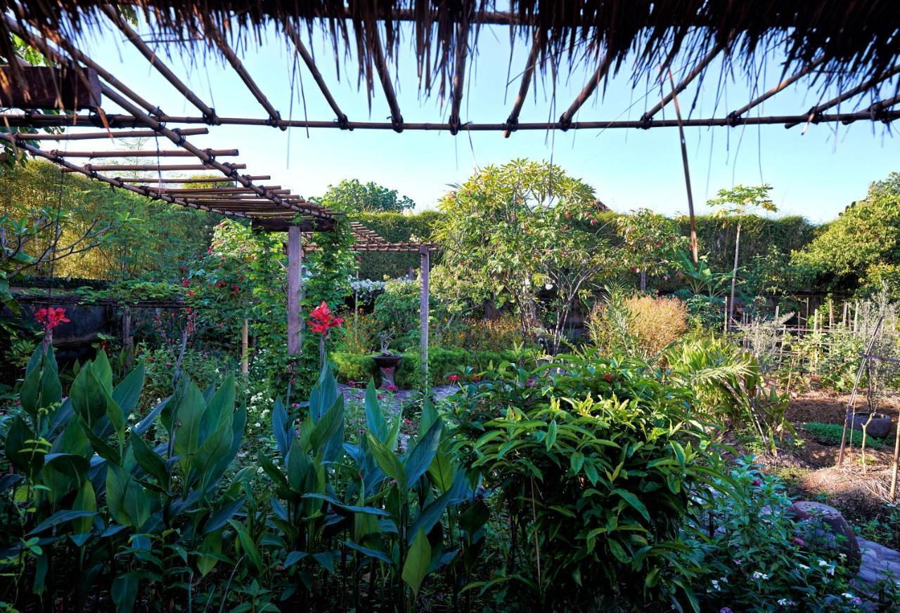 Jasri Bay Hideaway Hotel Buitenkant foto